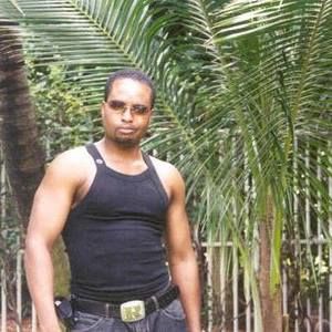 Meet your Posher, Raymond